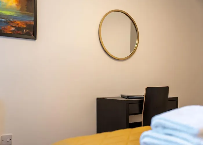 Bowmore Apartment